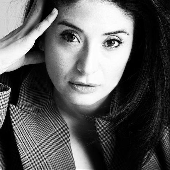 Meet your Posher, Vanessa - Picture 1 of 1